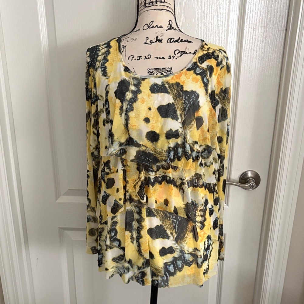 Skye’s The Limit Front Tiered Top.